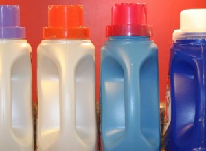 Habt ihr vor, leere Reinigungsmittel-Flaschen wegzuwerfen? Wenn ihr diese genialen Ideen seht, wird euch klar, dass dies ein Fehler wäre!